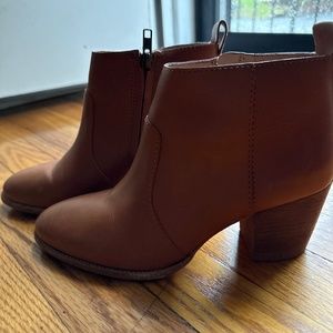 Madewell Chelsea Boots